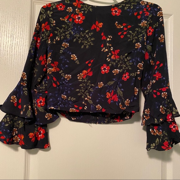 intu Tops - Crop with Bell Sleeves